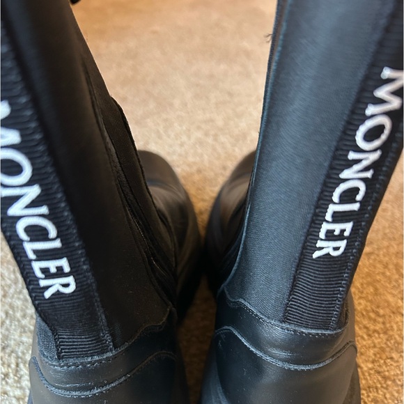 Moncler Leather Chelsea Boot. - Picture 1 of 7